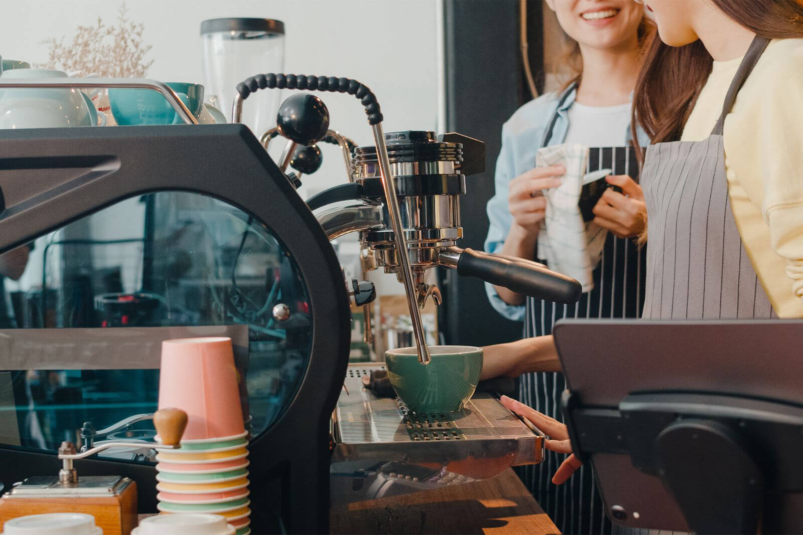 How to Evaluate a Coffee Roaster in Singapore: 5 Criteria That Actually Matter